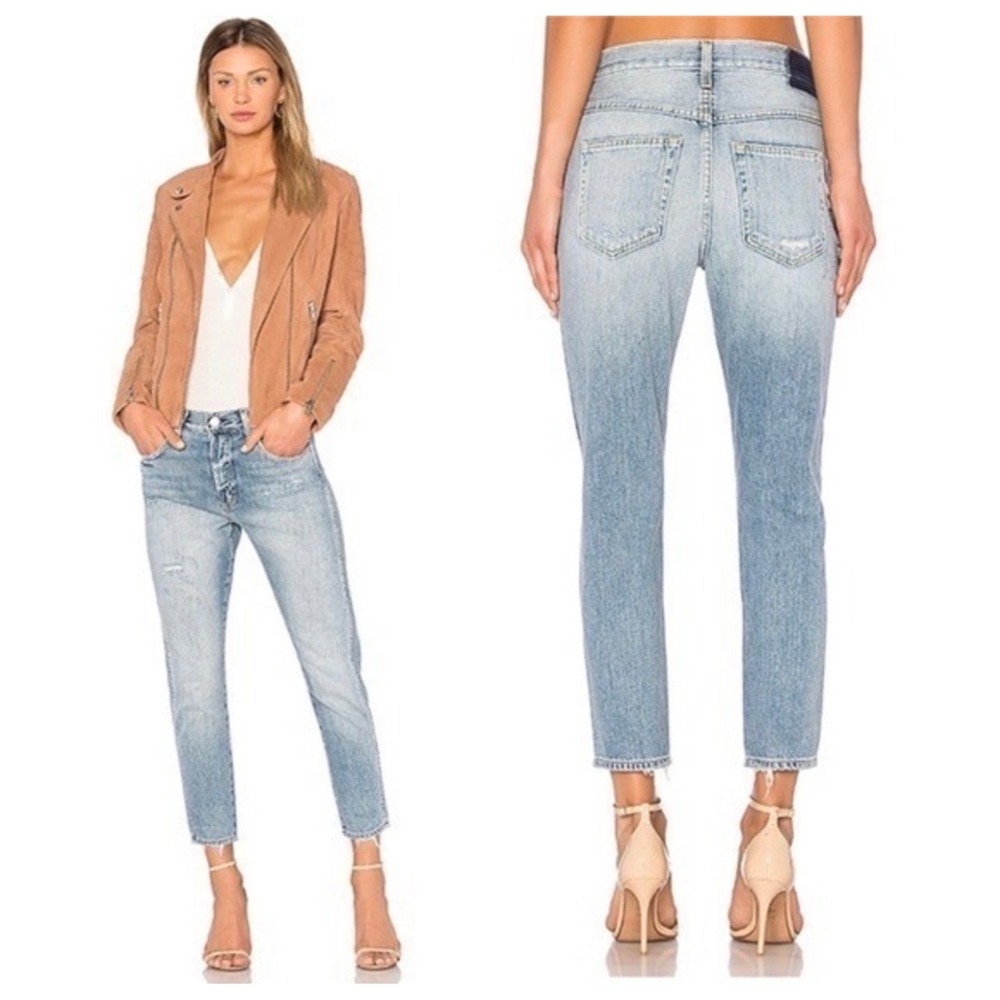 AMO Ace Starboard W/Destroy Distressed Cropped Jeans Light Wash 25